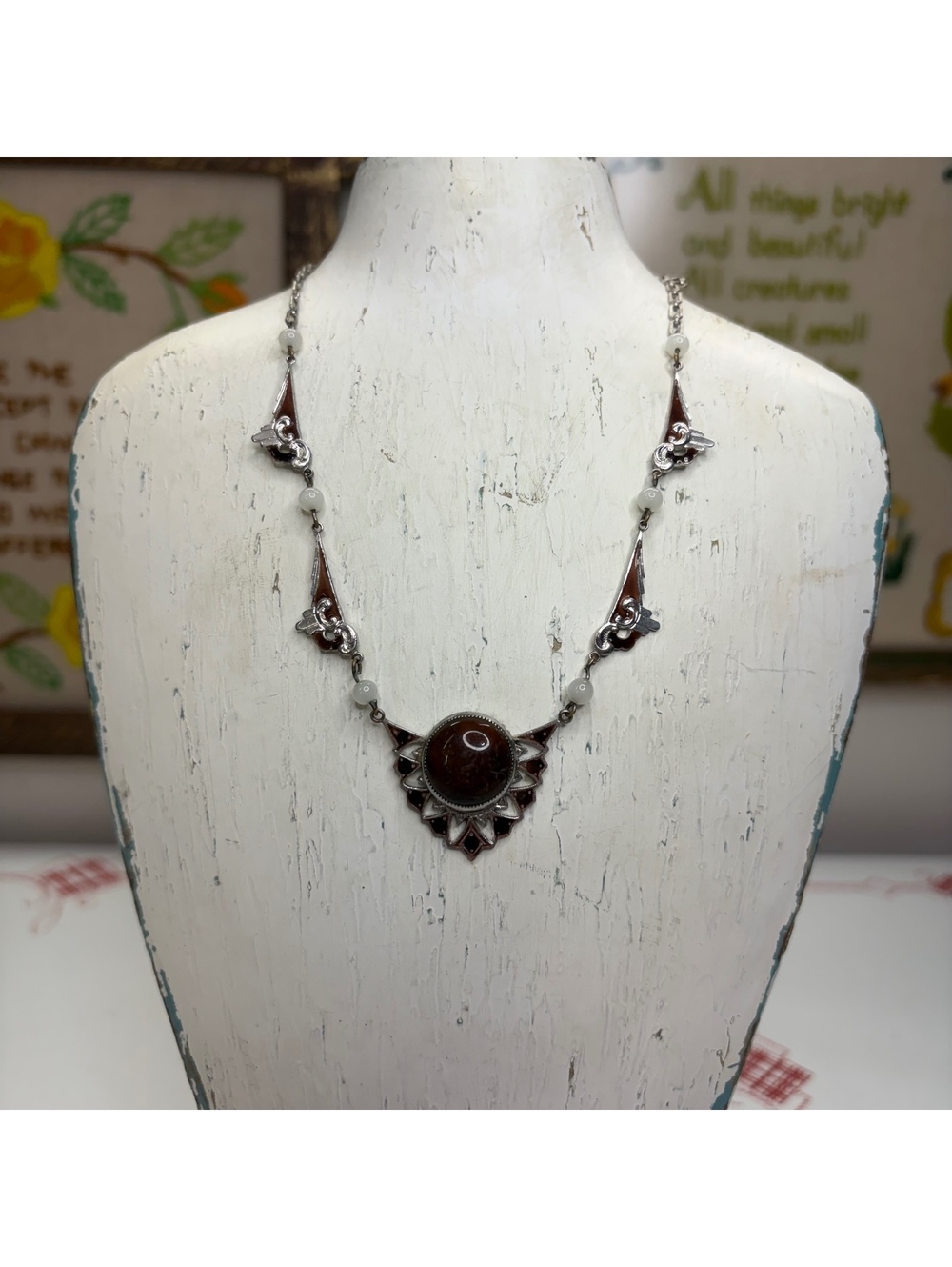 Art Deco Lavaliere style necklace vintage/antique